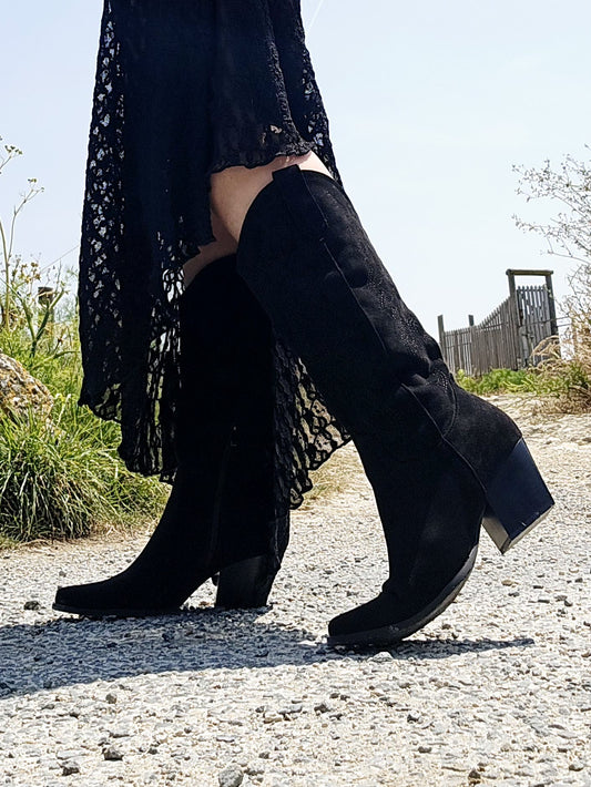Bottes santiags brodées Noir