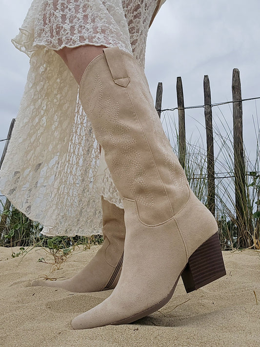 Bottes santiags brodées Beige