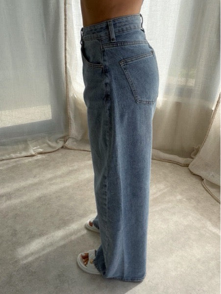 ✨ Jean coupe ballon – Bleu clair