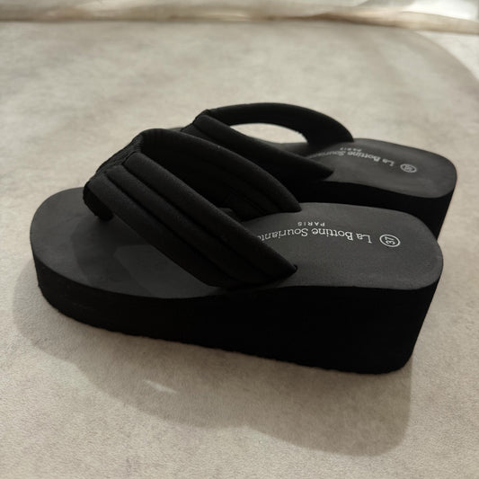 Tongs plateforme noires ultra confort – Semelle 6 cm