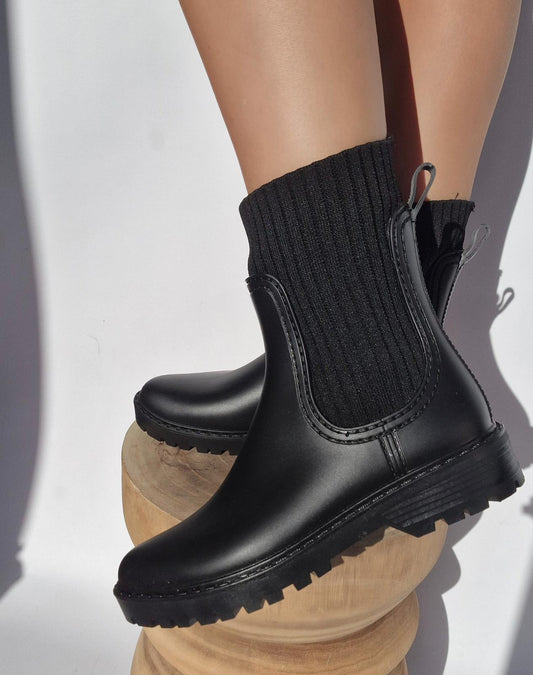 Bottines basses noires élégantes, parfaites pour un style casual