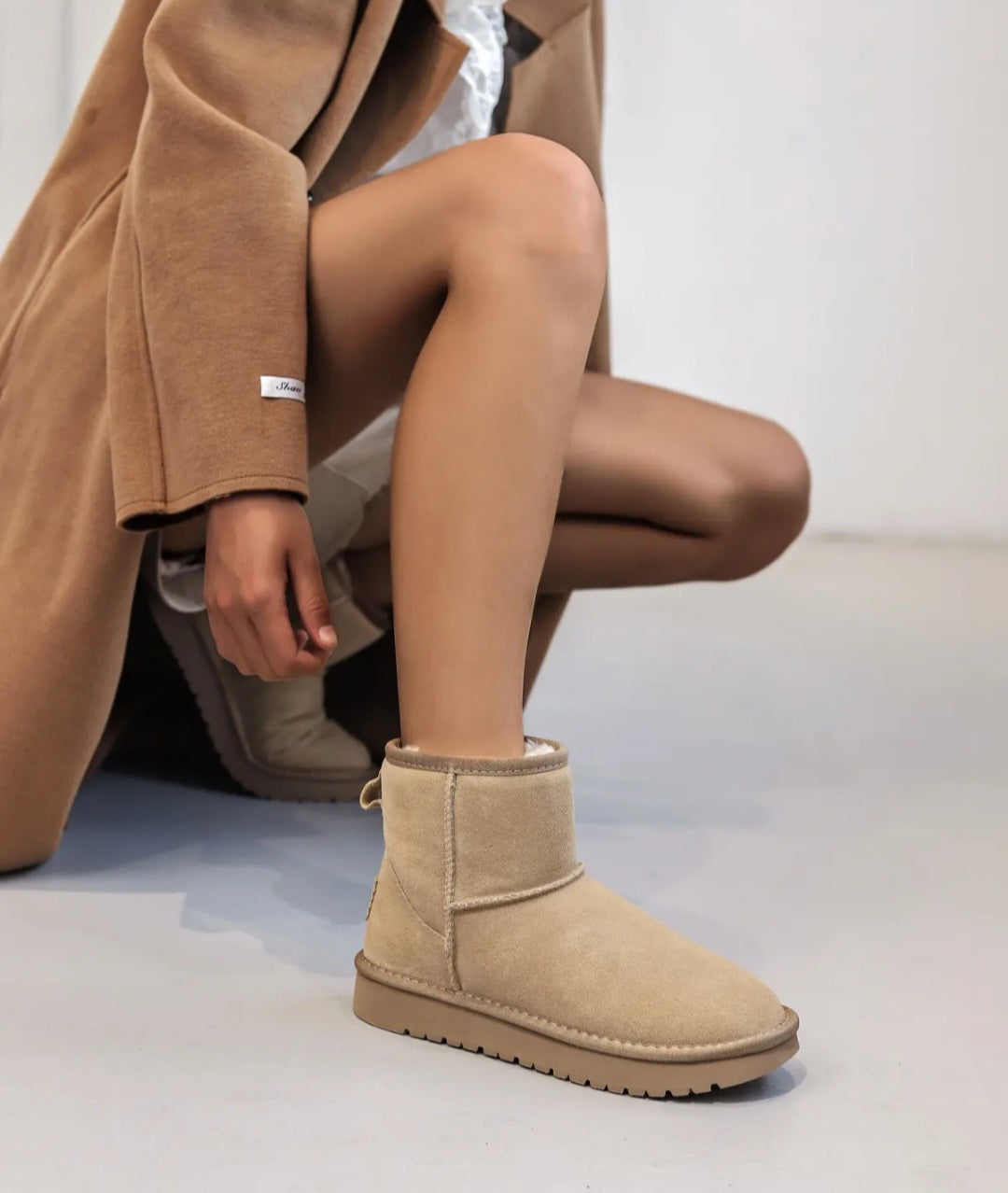 bottines-basses-talon-compense-beige