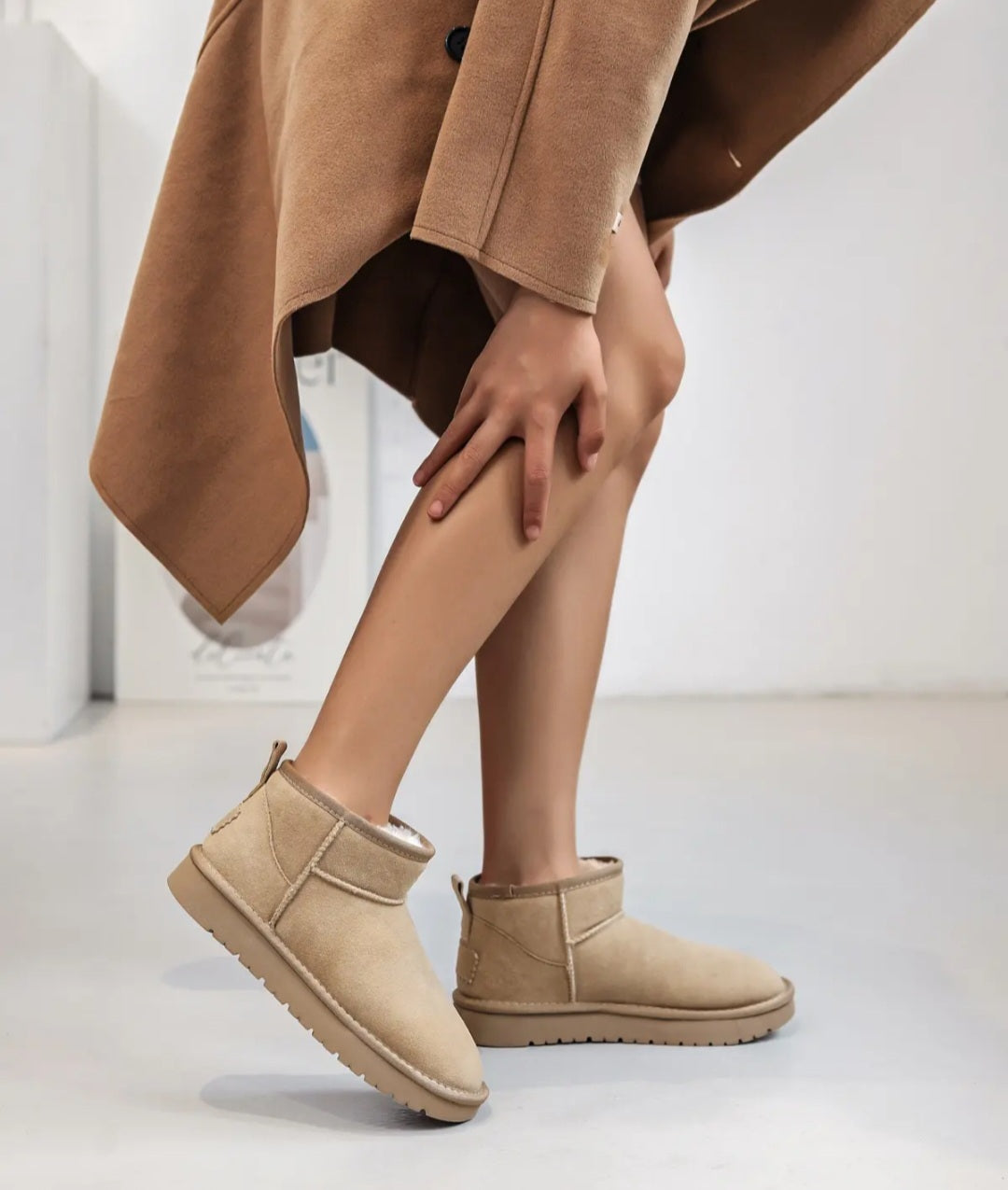 Chaud et stylé : bottines beige avec fourrure interieure douce.