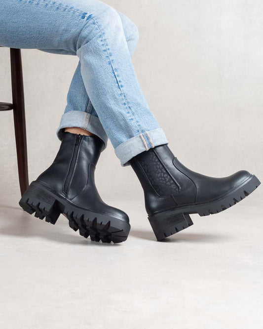 Chelsea boots femme noires à talon cranté – détails imprimés Noir