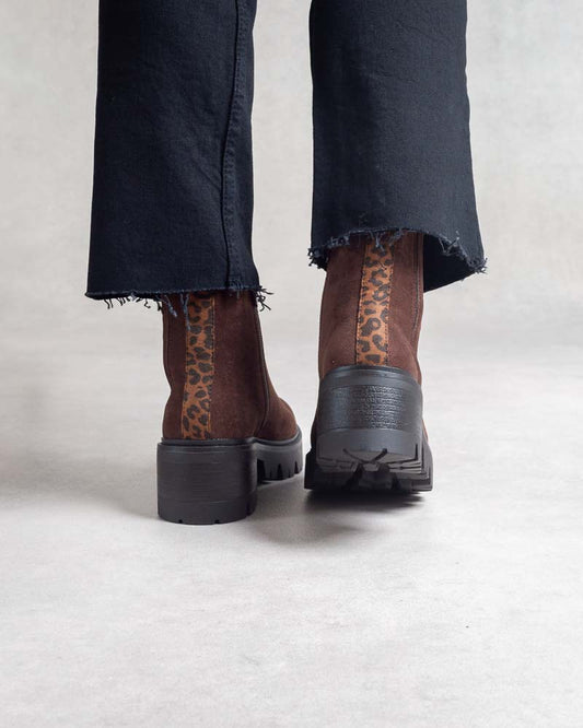 Boots femme semelle crantée – détail imprimé léopard arrière Chocolat