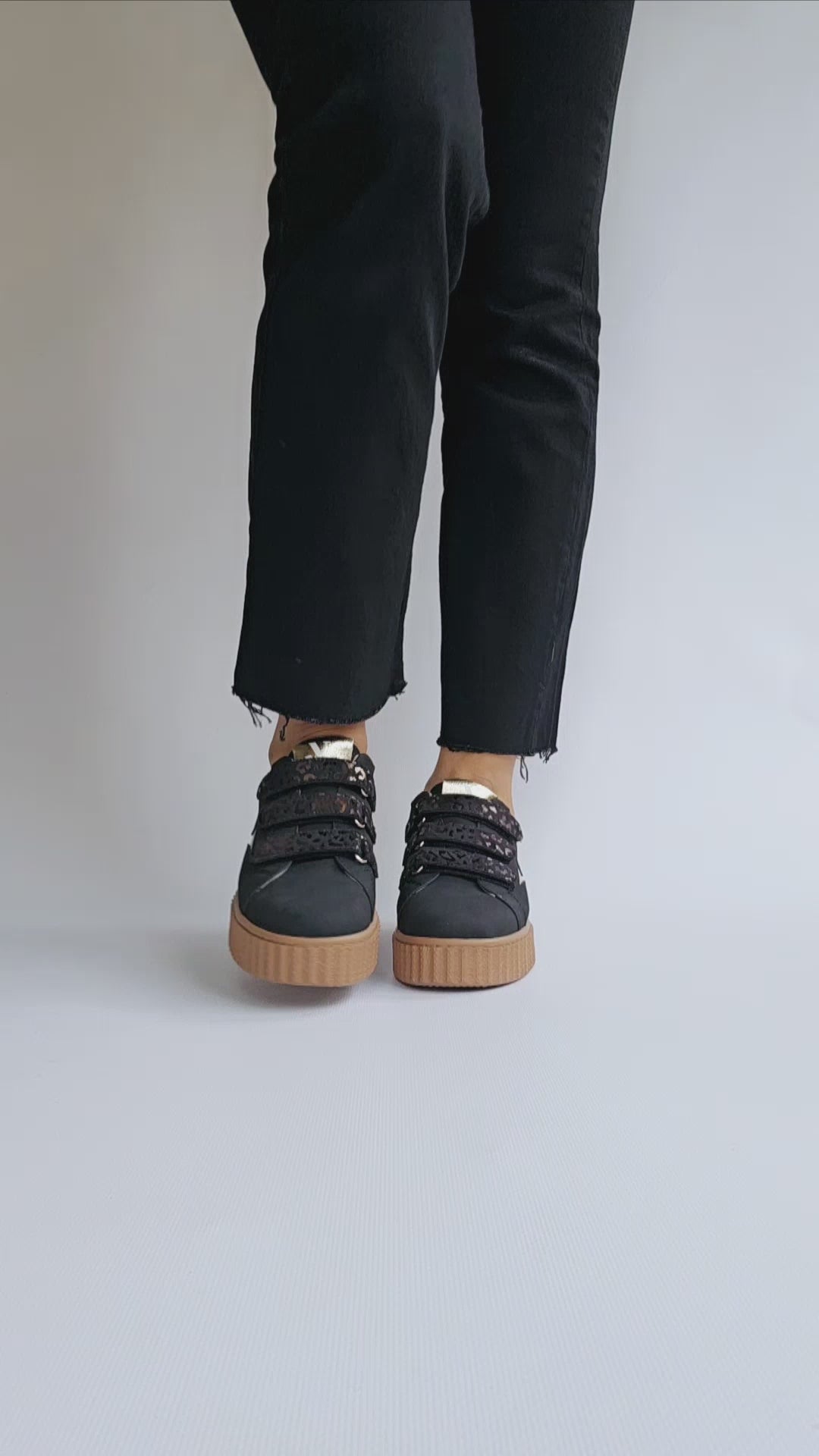 Baskets Vanessa Wu éclair Aby Noir