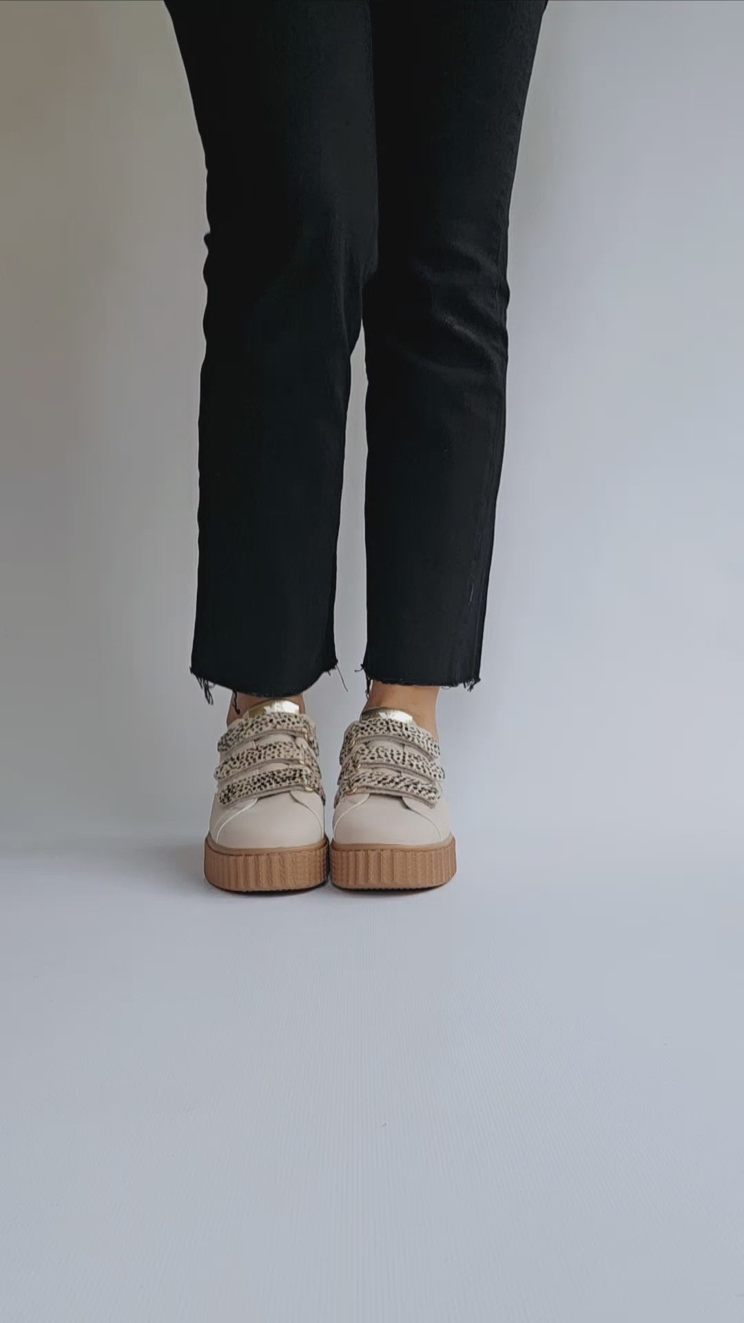 Baskets Vanessa Wu éclair Aby Beige