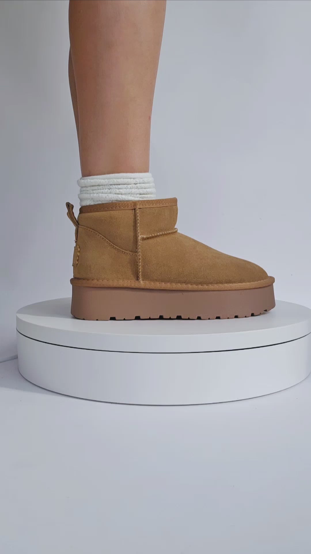Boots fourrées plate-forme cuir Camel