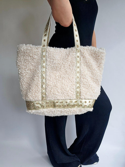 Sac cabas en bouclette – Anses dorées cloutées