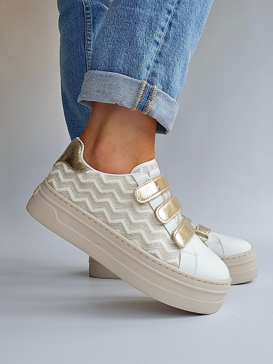 Basket semelle plate-forme extra légère velcro Doré