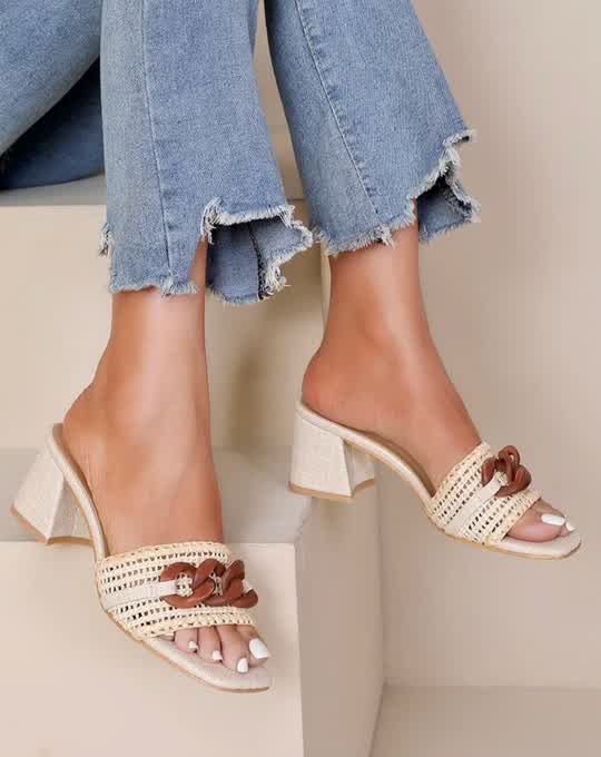 Mules à talon Naturel détails maillons Beige