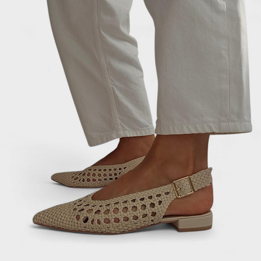 Slingback tressées bout pointu – Beige
