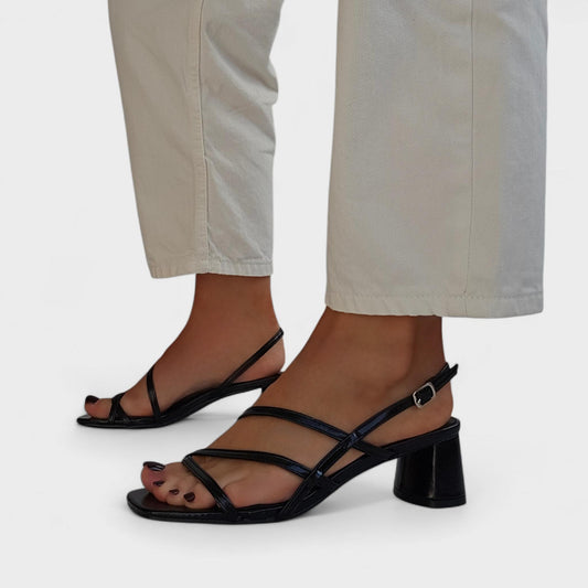 Sandales minimalistes à brides fines – Noir