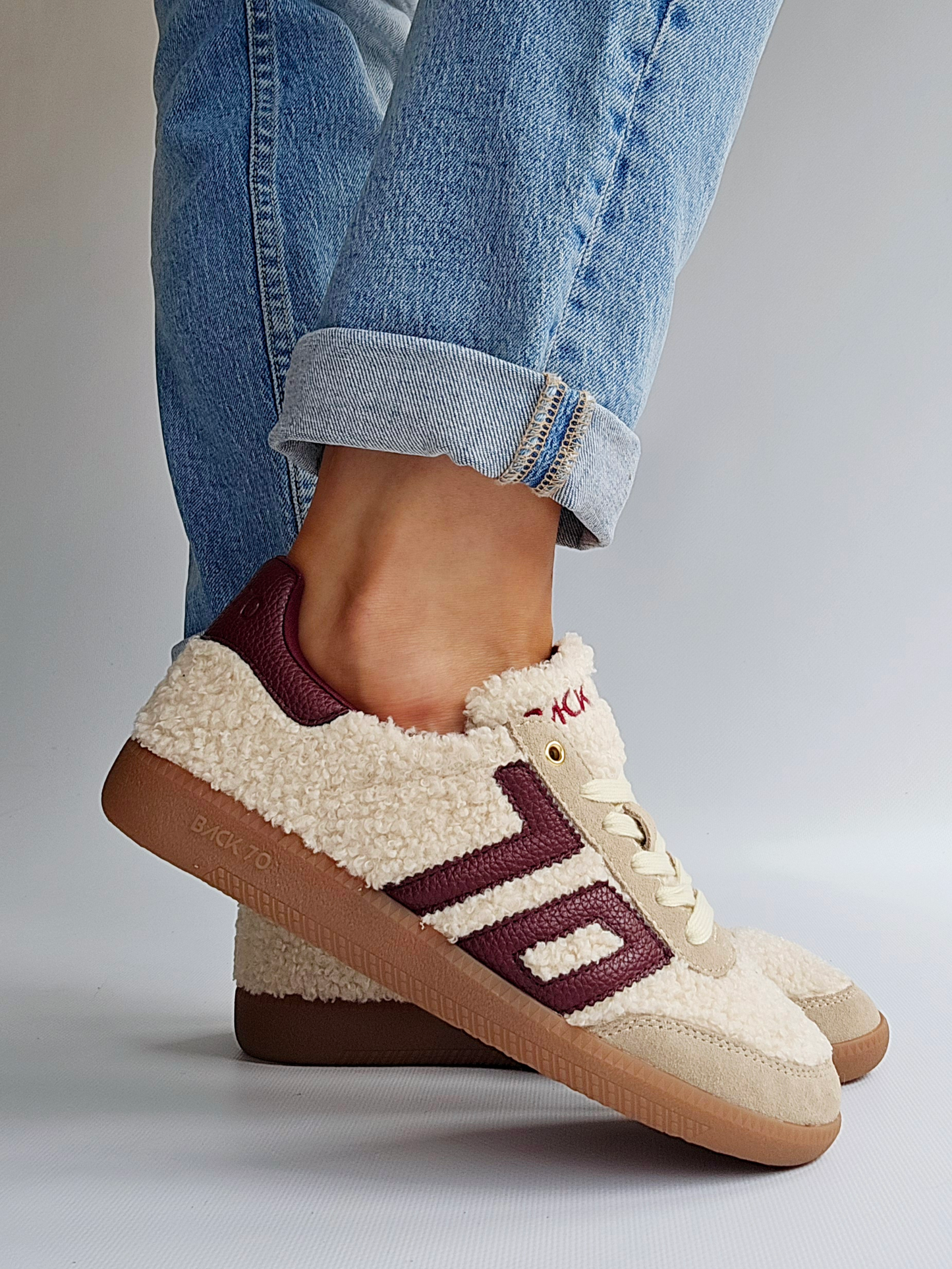 Back 70 ecru bouclette sneakers