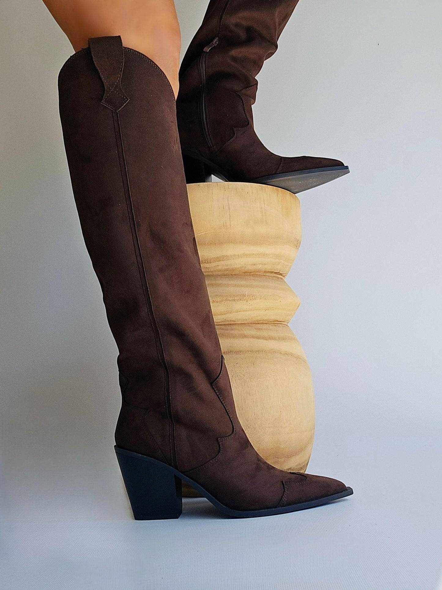 Bottes santiags haute Corina suédine Chocolat