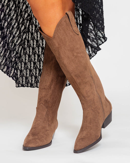 Bottes santiags femme western chic avec petit talon Camel