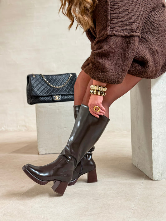 Bottes femme mollets forts VERA XXL – Chocolat verni