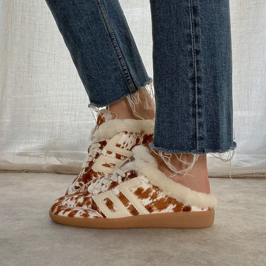 Mule basket Back70 fourrée en cuir façon poulain imprimé vache – Femme