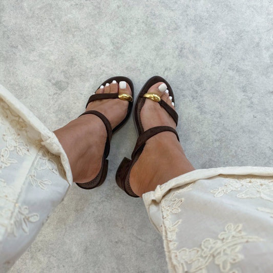 Mules femme à talon – détail bijou & talon carré confortable Chocolat