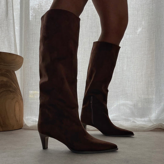 Bottes suédine Corina Pointues Chocolat