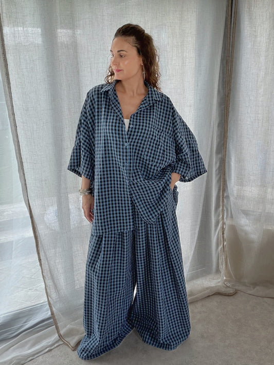Ensemble Vichy BleuEnsemble Vichy Bleu Femme Oversize Fluide – Chemise & Pantalon