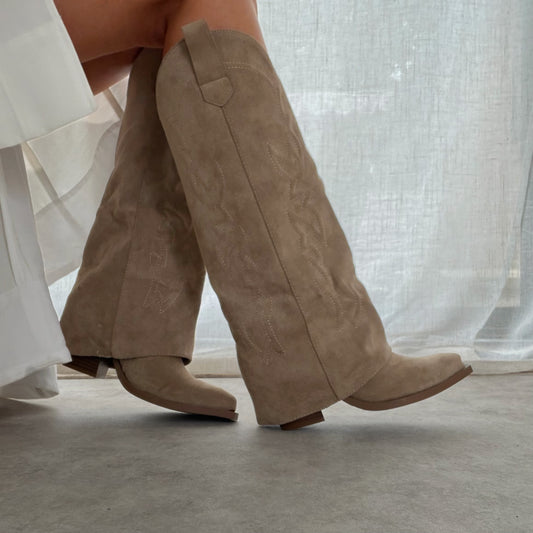 Bottes santiags chaussettes brodées Taupe