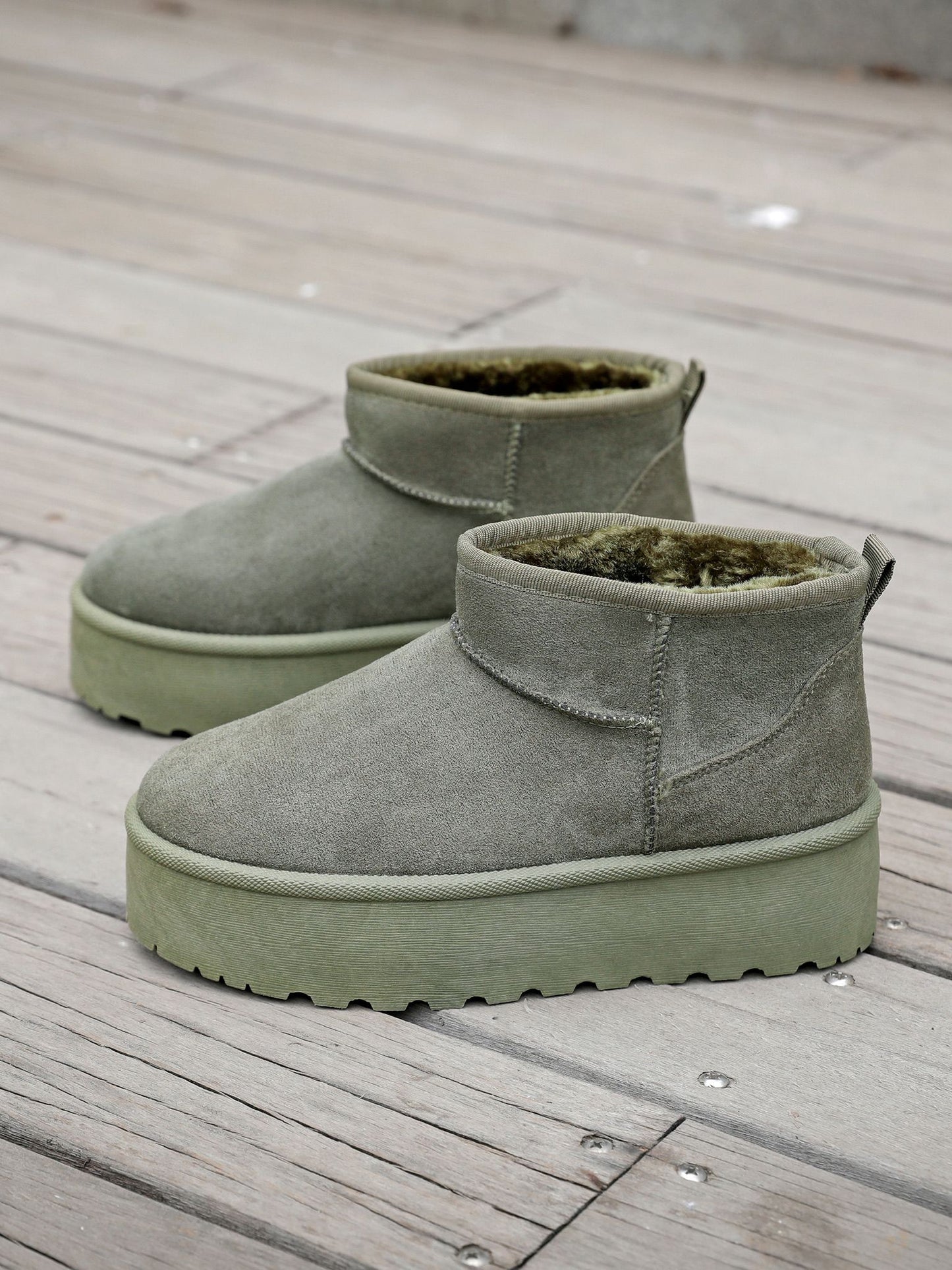 Boots platforme fourrées Kaki