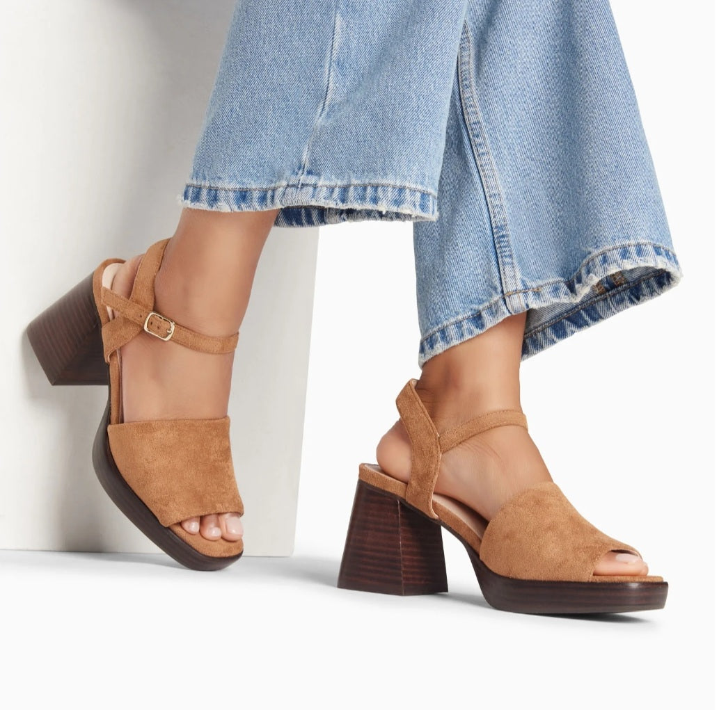 Tyrah camel platform sandals with wooden heel