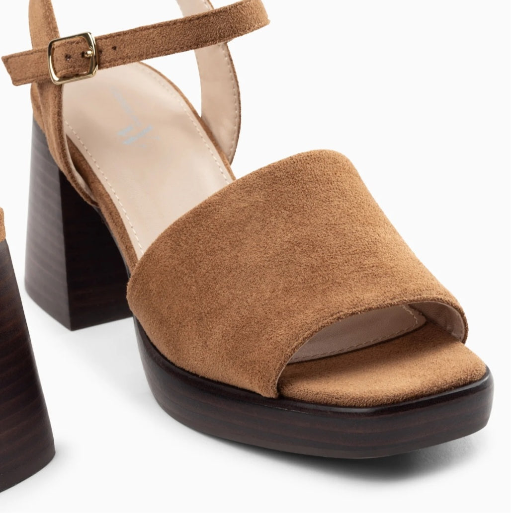 Tyrah camel platform sandals with wooden heel