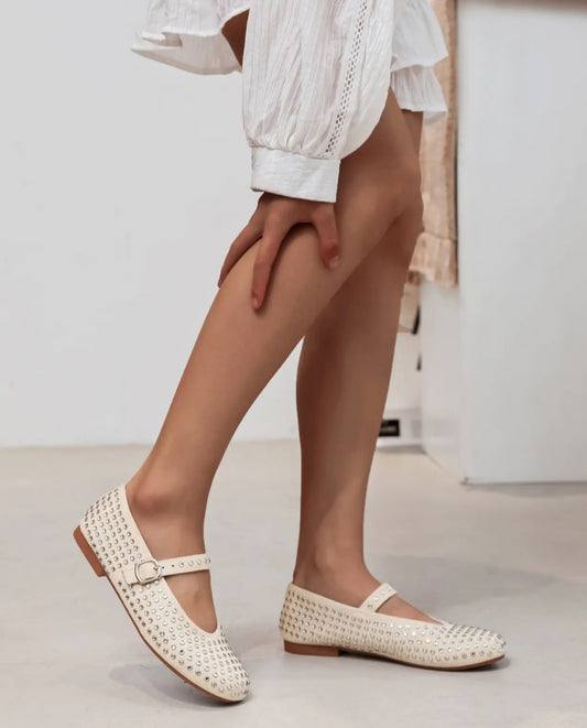 Beige jewelry babbies ballerinas
