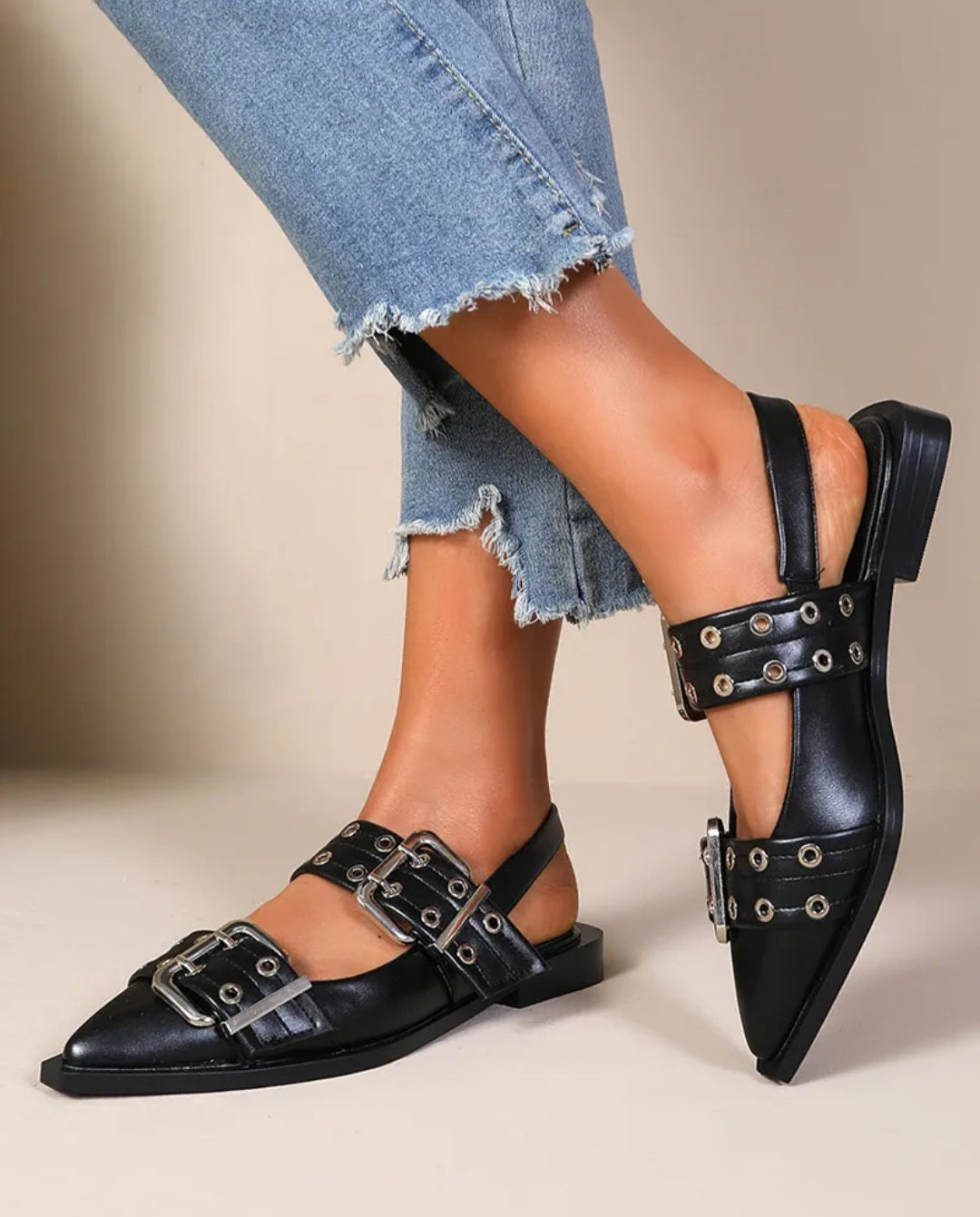 Black Slingback Buckle