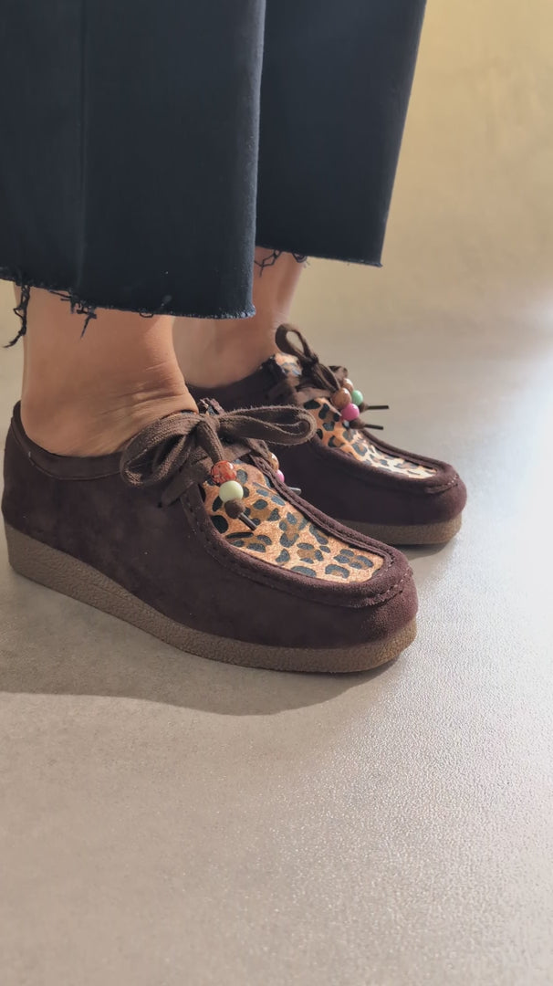 Derbies suédine à perles - Marron détails léopard