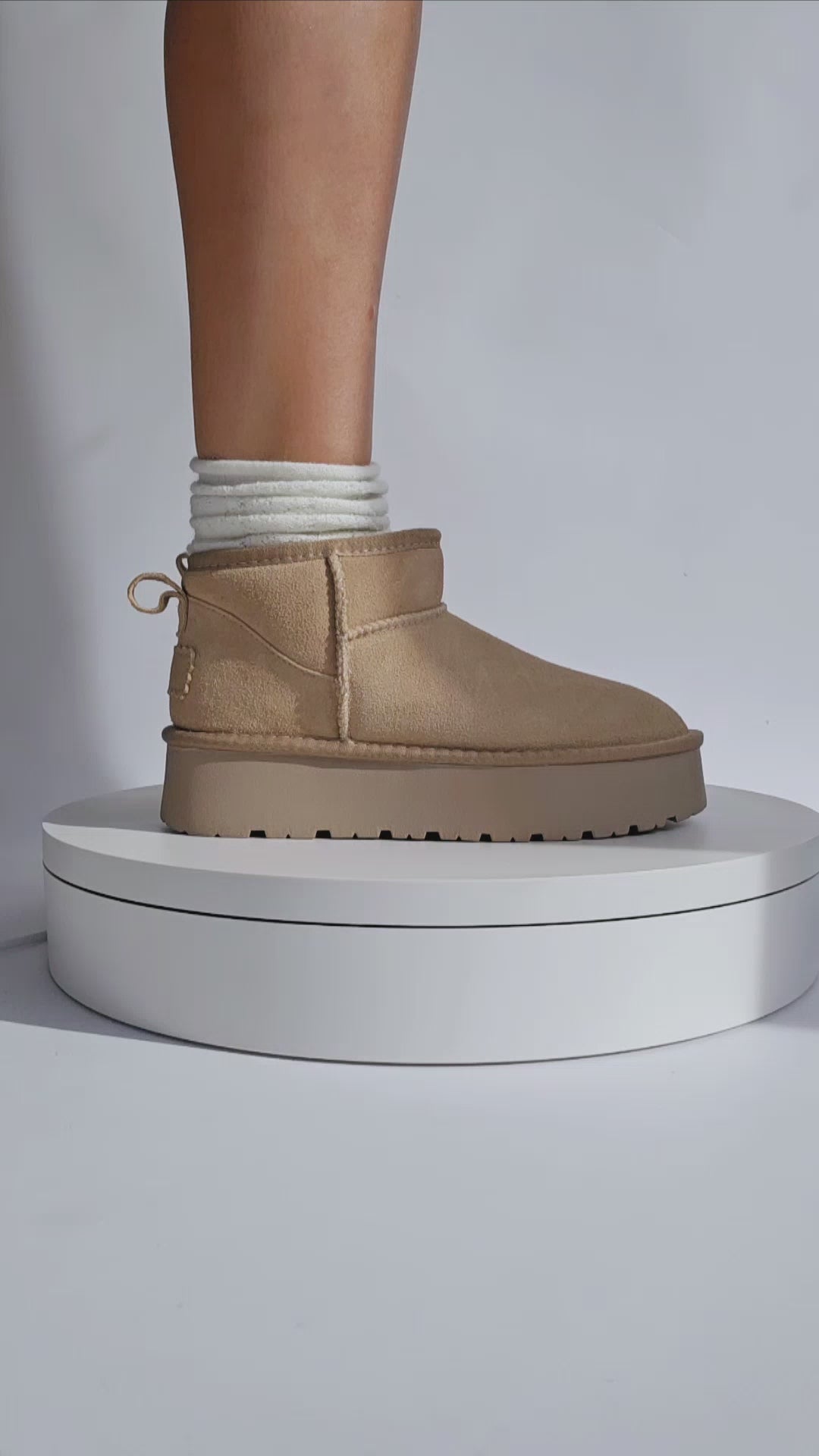 Boots fourrées plate-forme cuir Beige