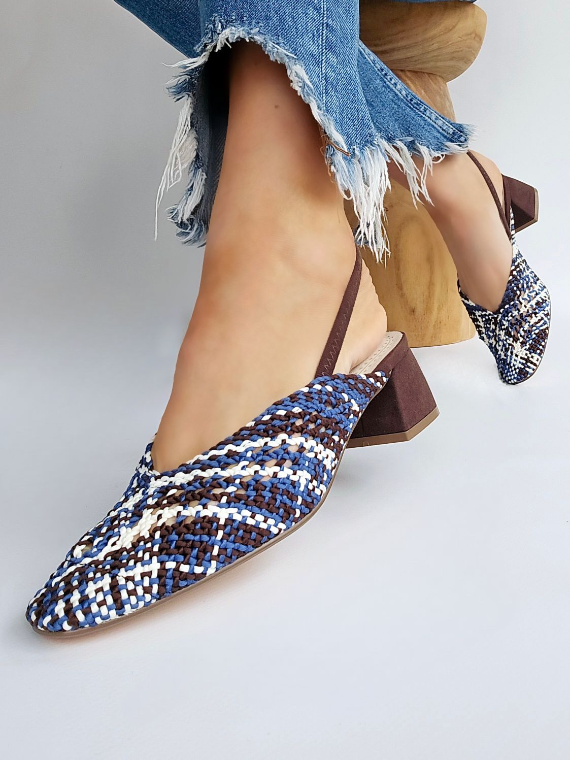 Slingbacks petit talon tressées Corina Marron & Bleu