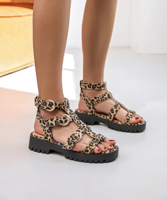 Sandales spartiates multi-boucles Léopard
