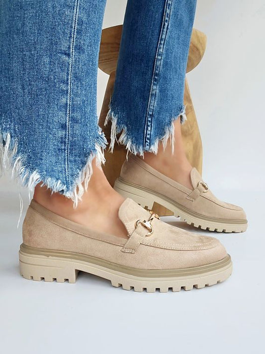Mocassin suédine semelle épaisse boucle doré Beige