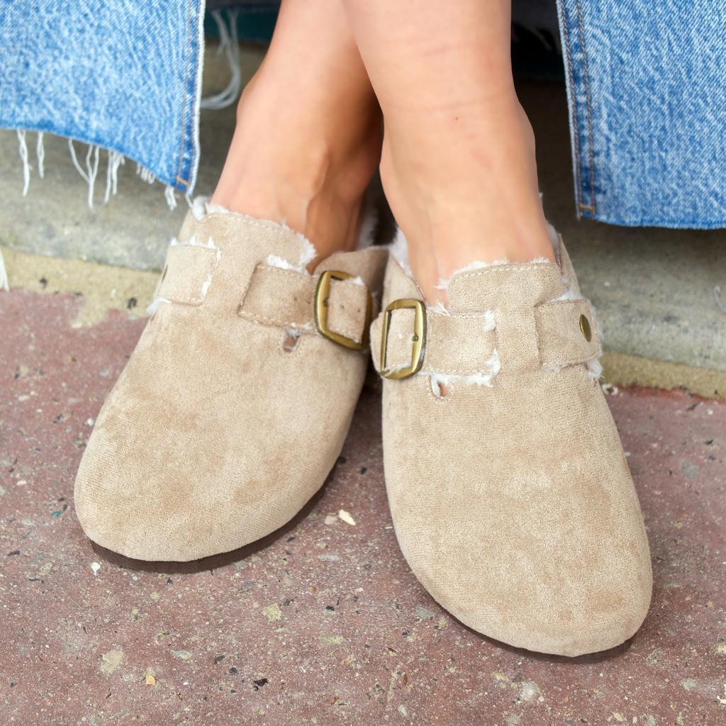 Mules sabot fourrées à boucle Taupe