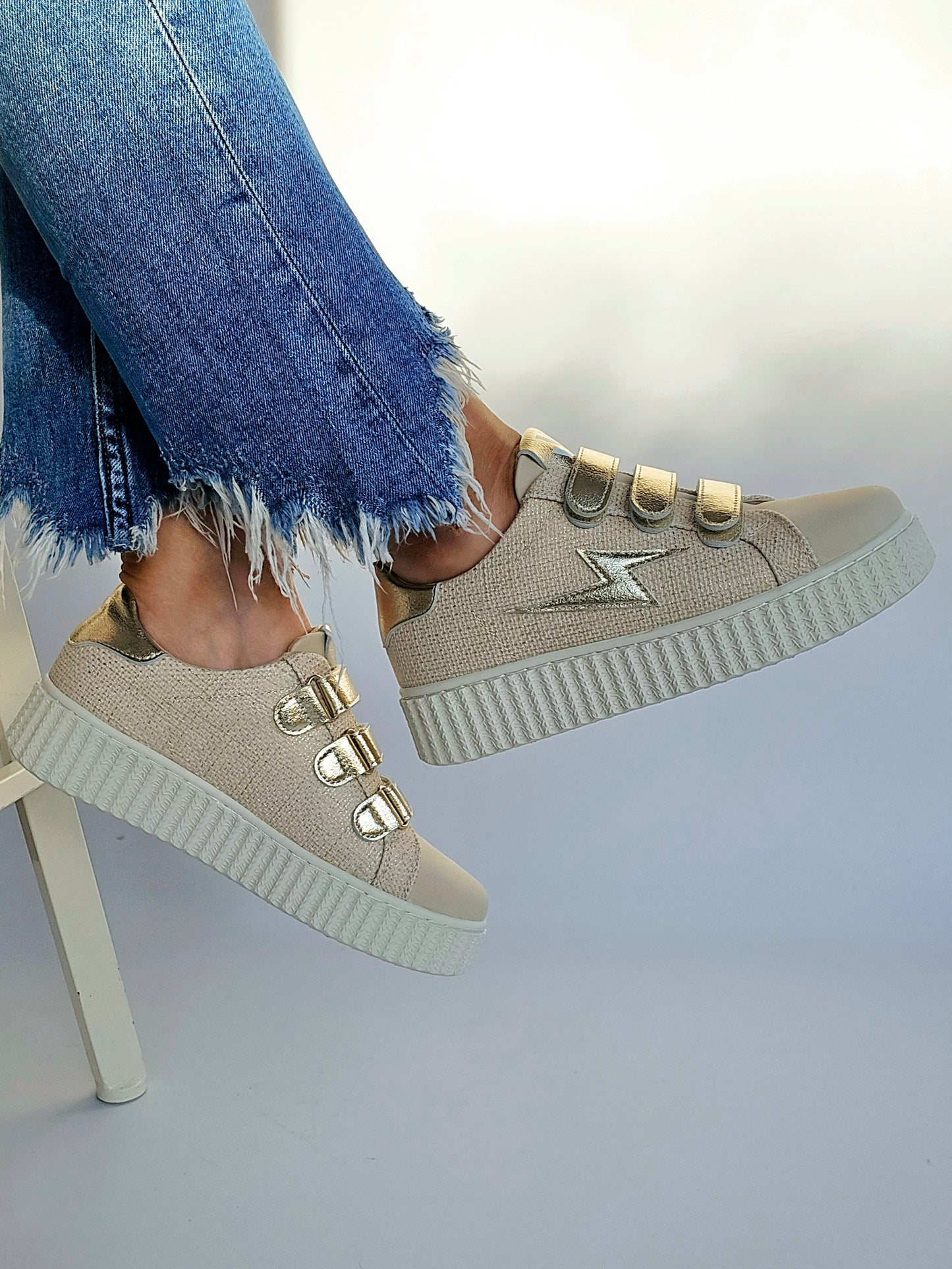 Vanessa Wu Summer beige and gold lightning sneakers with velcro
