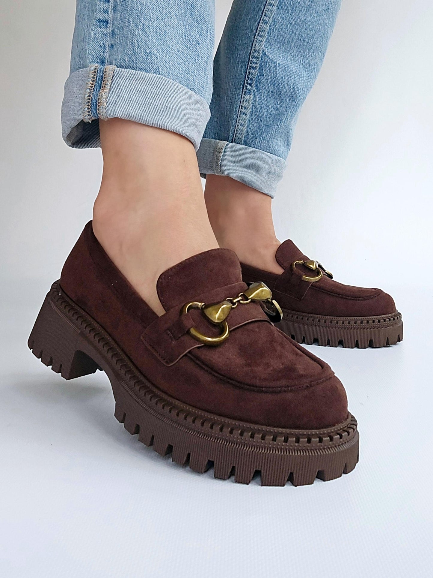 Mocassins suedine semelle épaisse boucle doré Marron