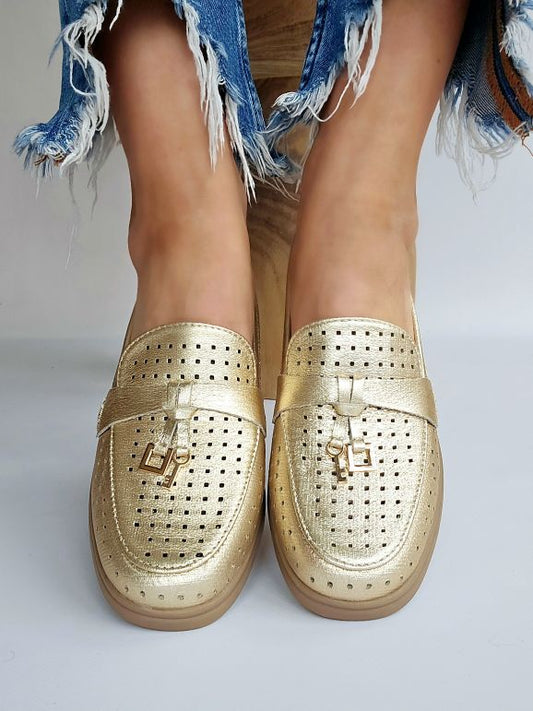 Mocassins ajourés ornements clé doré Gold