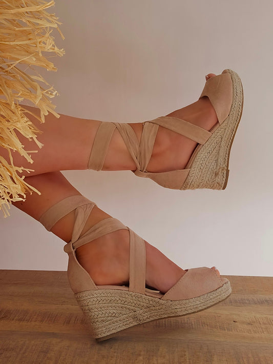 Espadrilles compensées laçage Nude