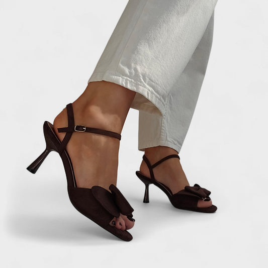 Sandales à talon nœud suédine – Choco