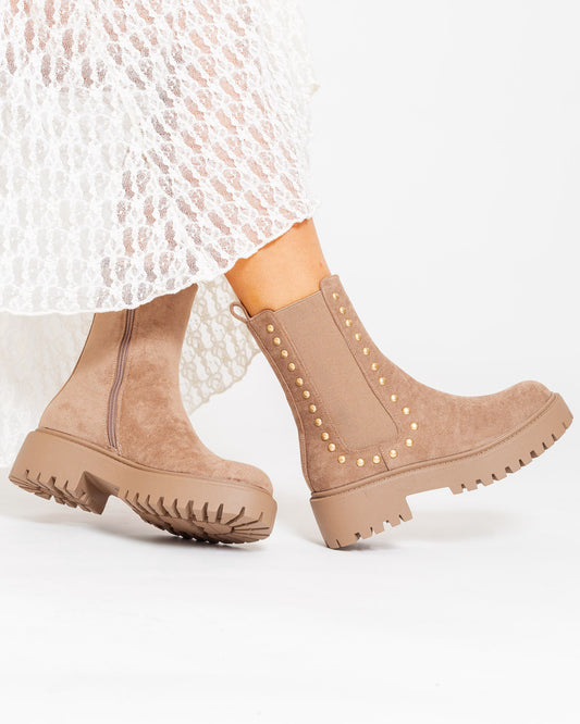 Boots chelsea cloutées suédine Taupe