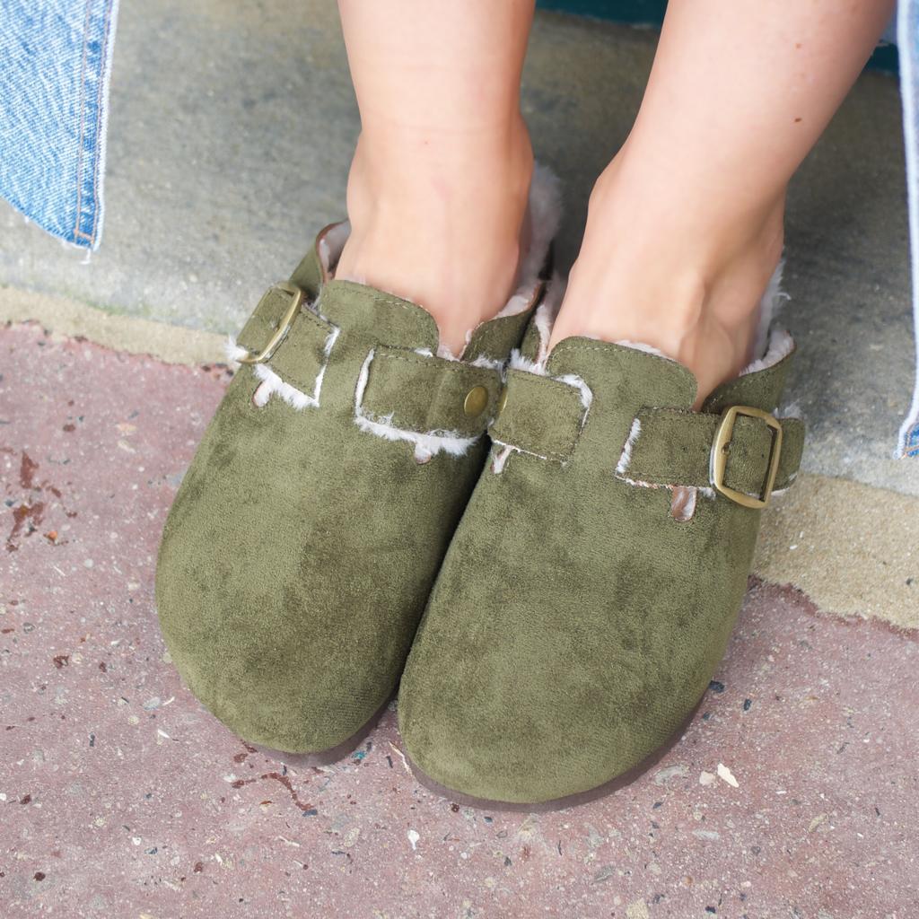 Mules sabot fourrées à boucle Kaki