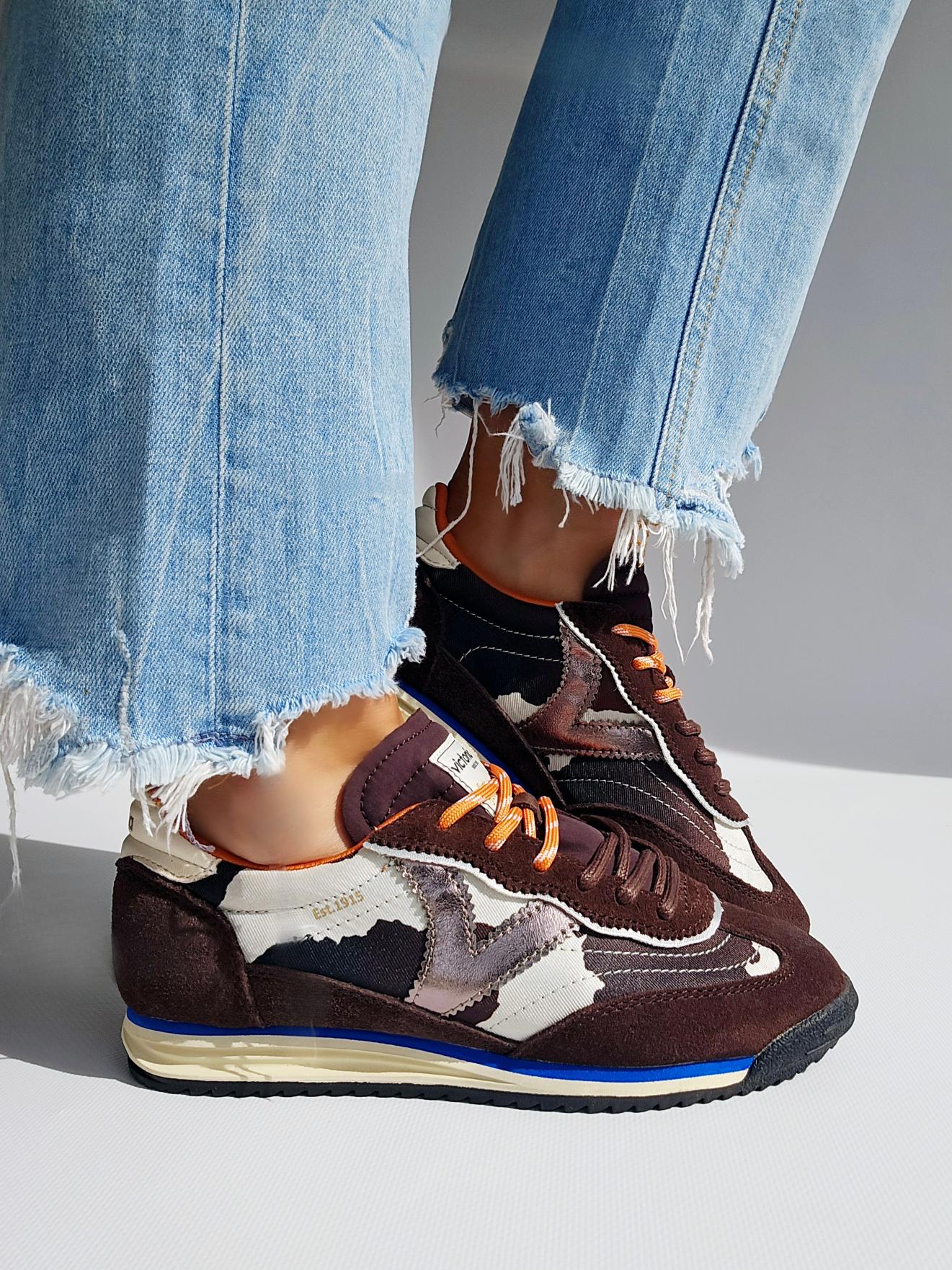 Baskets Victoria - SATURNO running Léopard double lacet