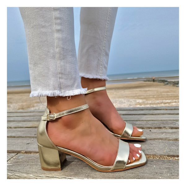 Sandale petit 2025 talon doré