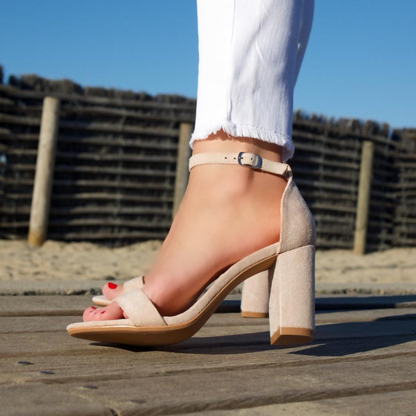 Sandales brides talon haut Beige Sandrillonchaussures