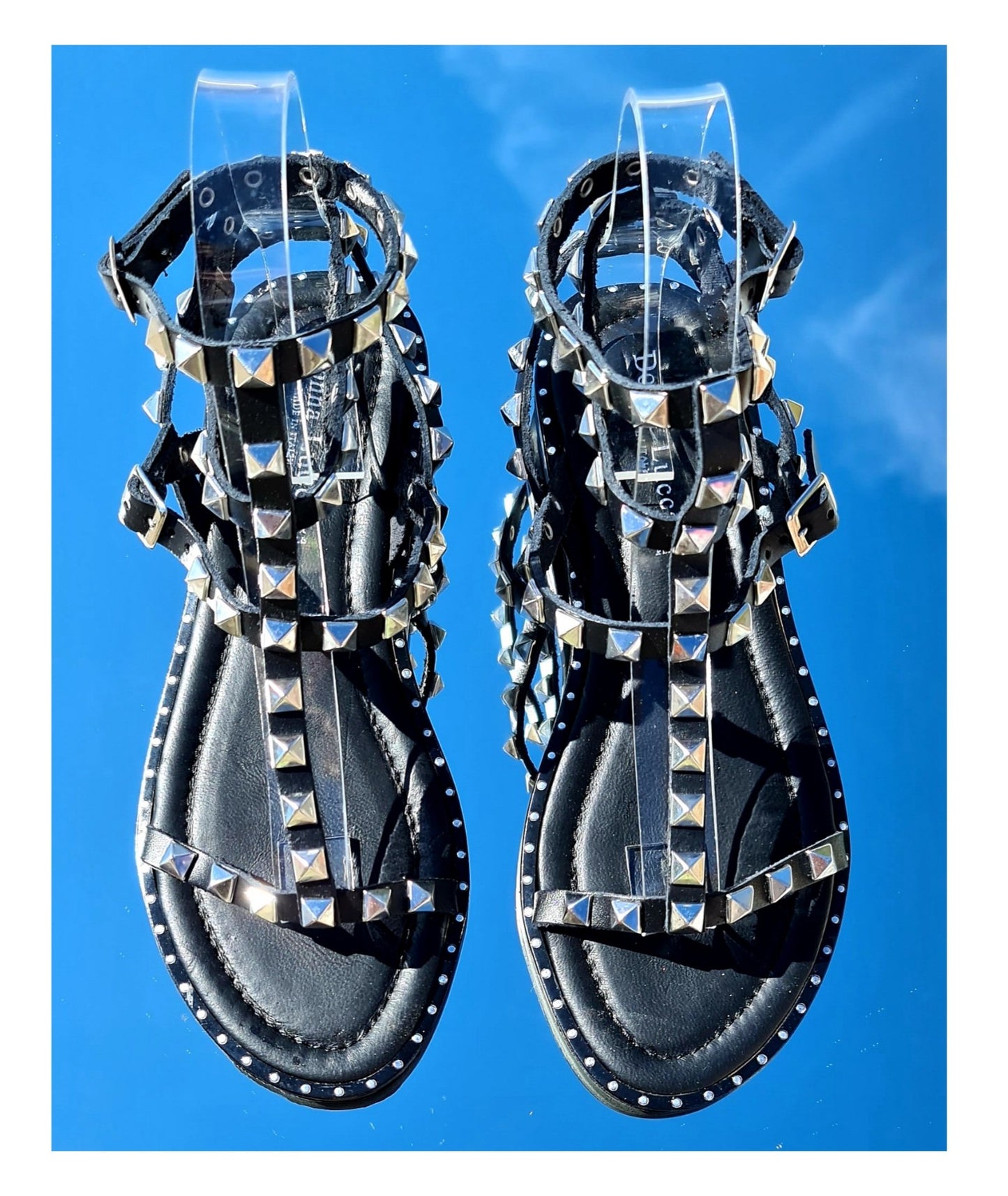 Donna Lucca black square stud sandals